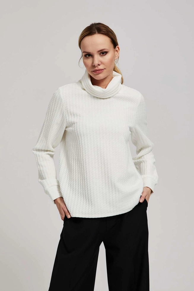 Bluza z szerokim golfem perłowa