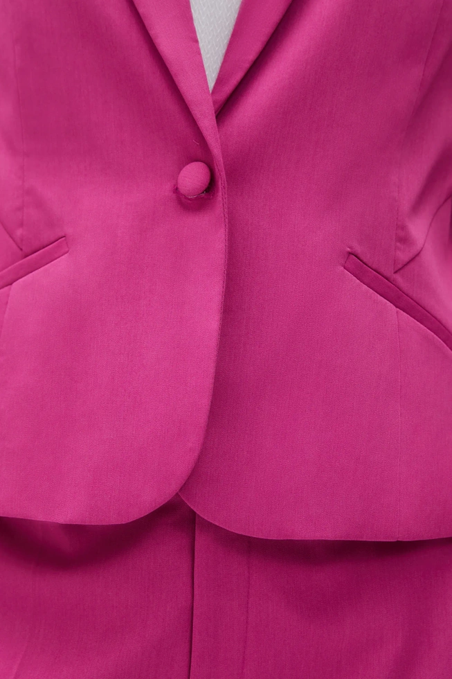 Krótka marynarka fuksjowa