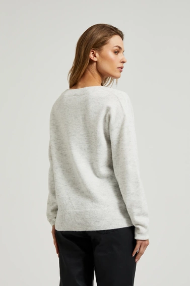 Sweter z dekoltem w serek o prostym kroju biały