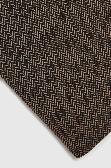 Ołówkowa spodnica z metaliczną nitką czarna