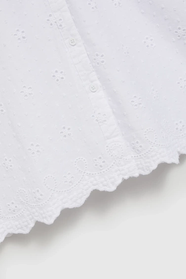 Koszula oversize z dekoltem w serek biała