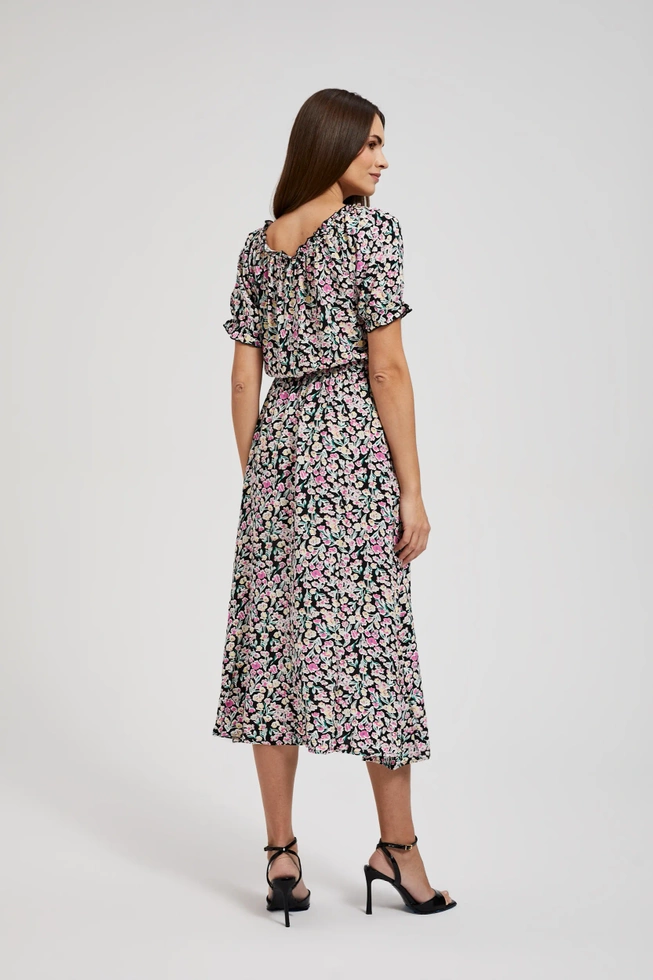 Sukienka midi w drobne kwiaty