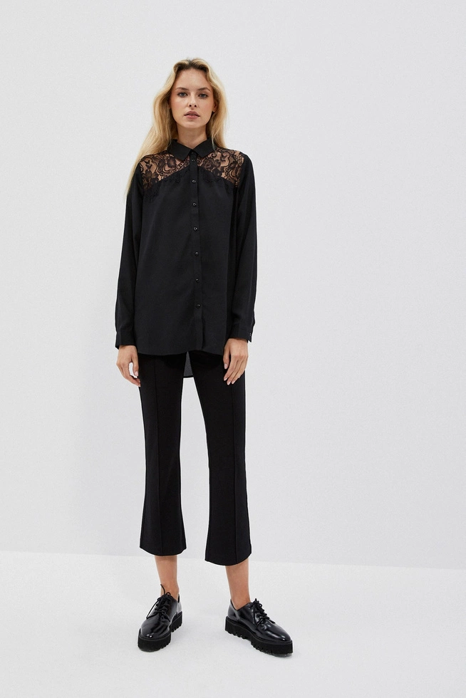 Koszula z koronką na ramionach czarna