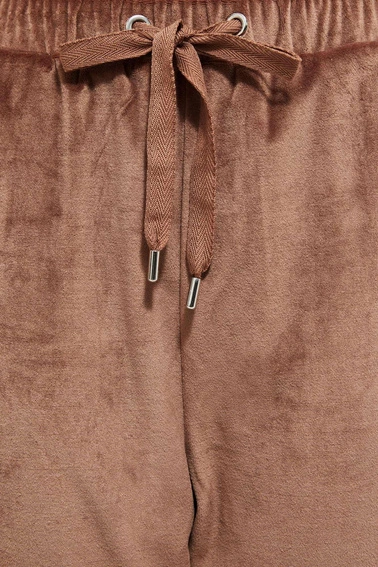 Welurowe spodnie dresowe kawowe