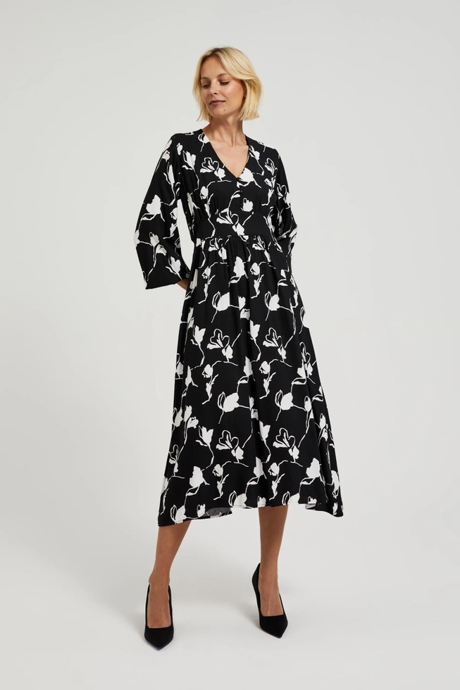 Wiskozowa sukienka z printem czarna