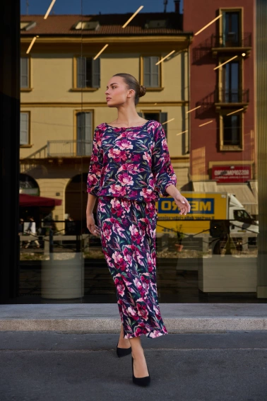 Koszula z wiskozy w kwiaty granatowa