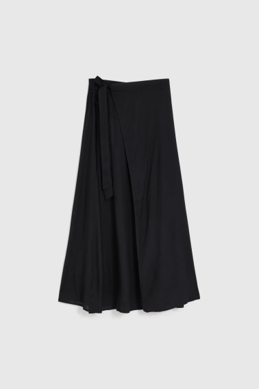 Wiskozowa spódnica midi czarna