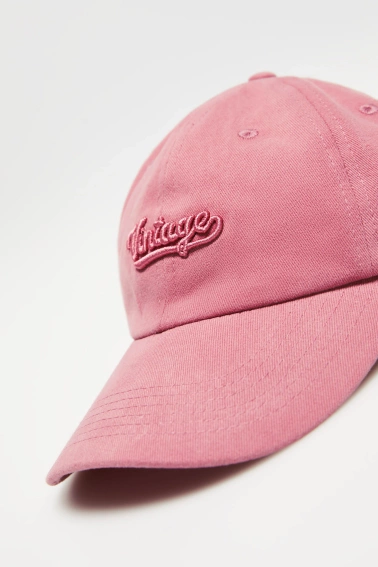 Czapka z daszkiem różowa