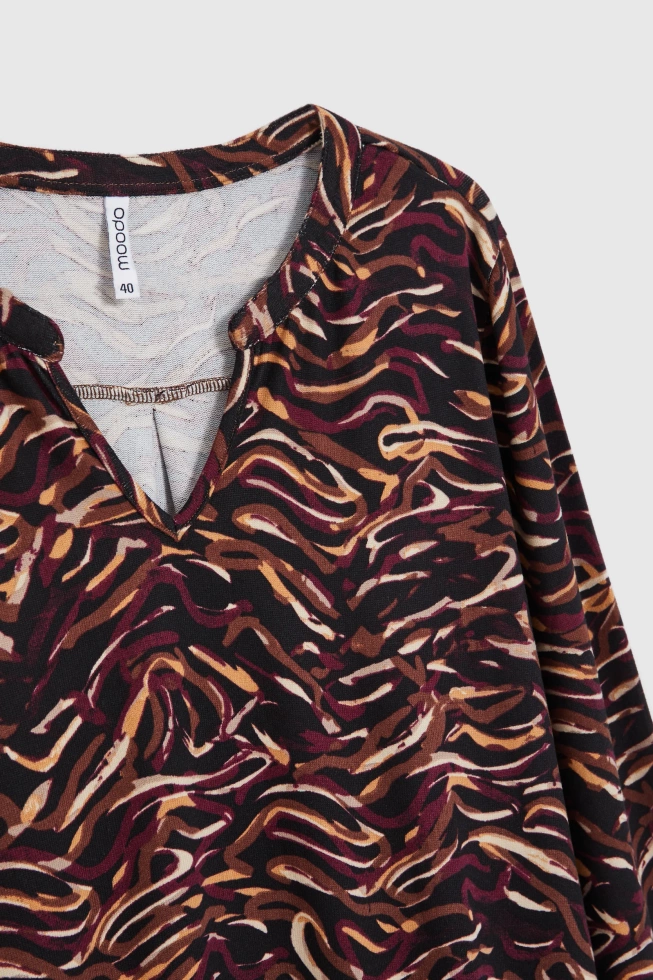 Sweter z długimi rękawami czarny