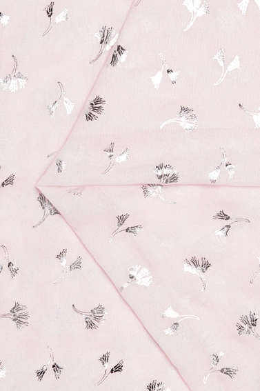 Szal z nadrukiem różowy