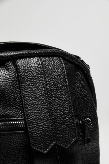 Plecak z kieszenią czarny