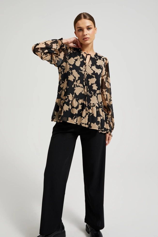 Koszula z beżowym wzorem czarna