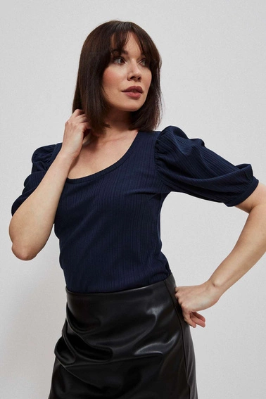 Bluzka z bufiastymi rękawami granatowa