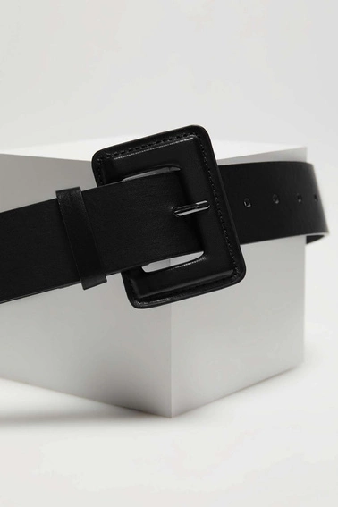 Szeroki pasek czarny