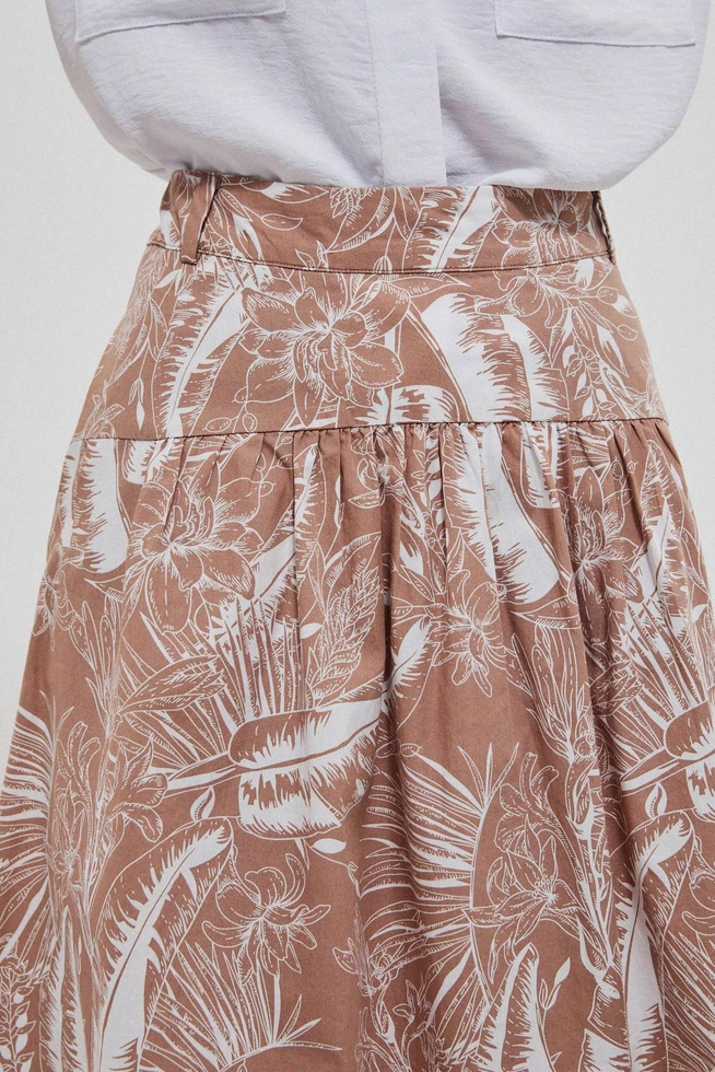 Wzorzysta spódnica z kieszeniami