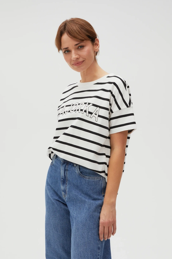 Bluza w paski z napisem biała