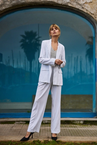 Wiskozowa marynarka w paski biała