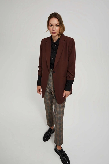 Jednorzędowa marynarka z rekawami 3/4