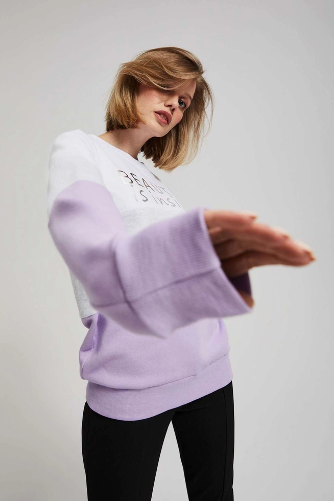 Bluza z nadrukiem lawendowa