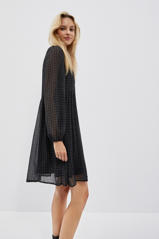 Rozkloszowana sukienka z printem czarna