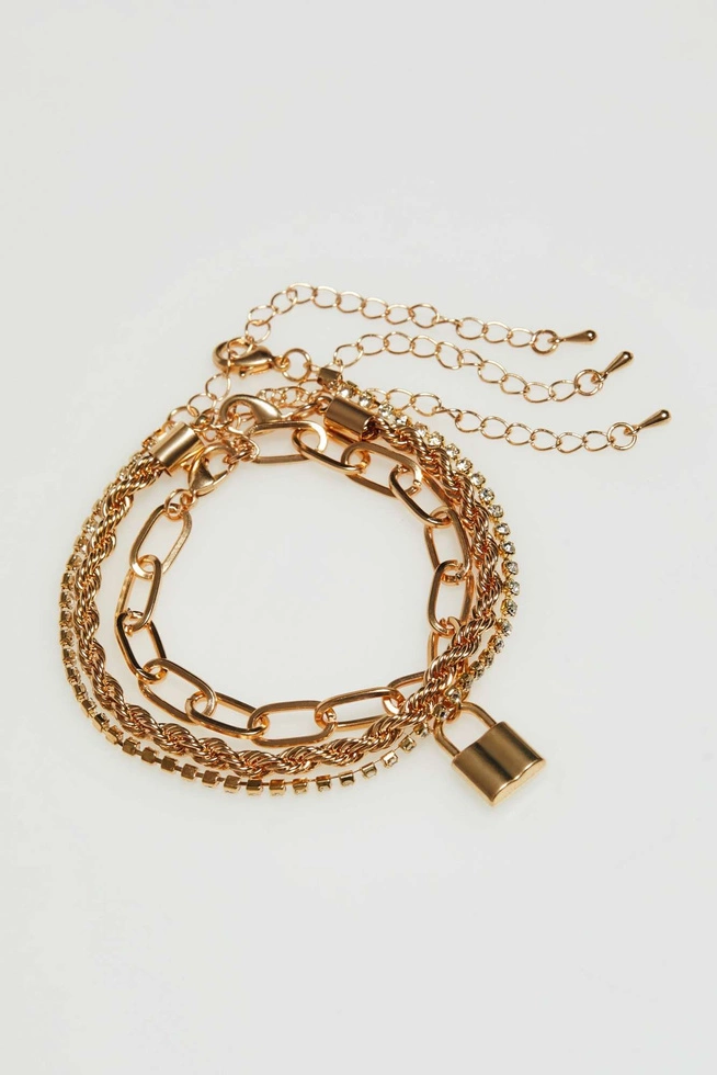 Ozdobne bransoletki o regulowanej długości