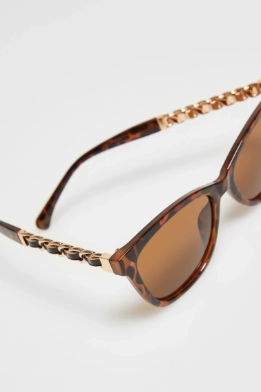 Okulary przeciwsłoneczne brązowe