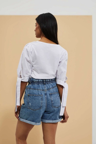 Bluzka biała z wiązaniem na rękawach