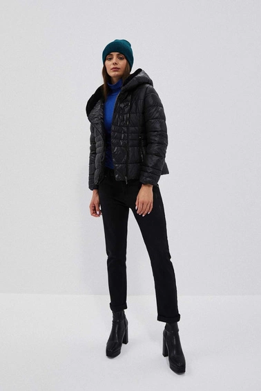 Krótka pikowana kurtka czarna