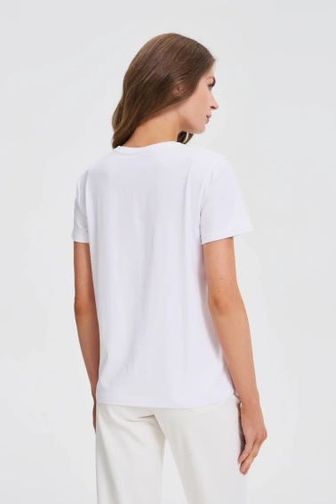 T-shirt z printem na kieszonce biały