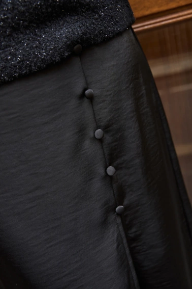 Spódnica midi czarna