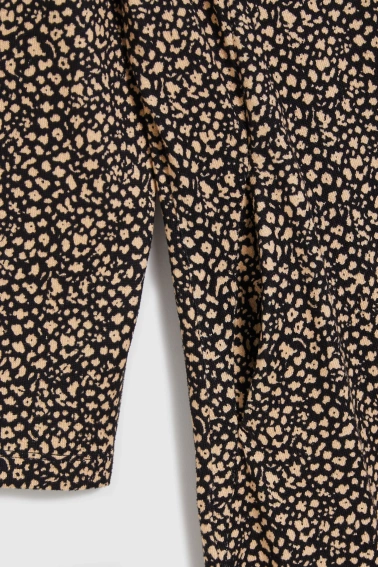 Sukienka w drobny wzór czarna