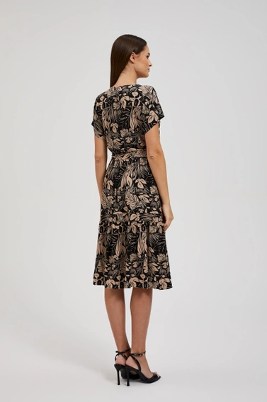 Taliowana sukienka w kwiaty czarna