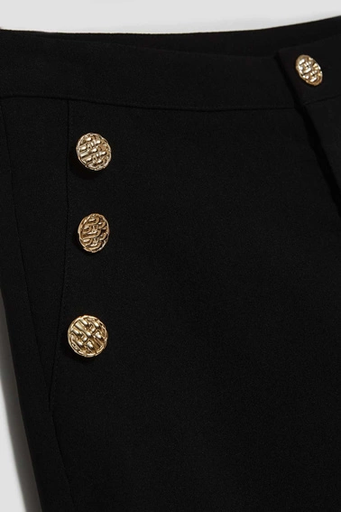 Spodnie z prostymi nogawkami 