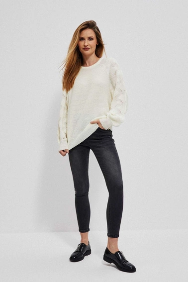 Spodnie rurki z przetarciami