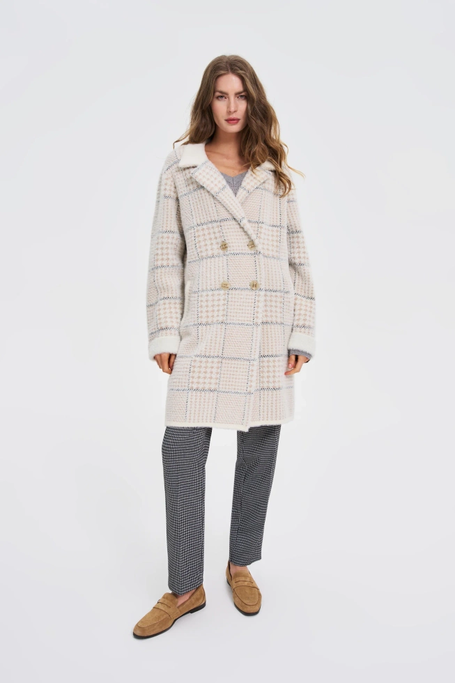 Płaszcz w kratę beżowy