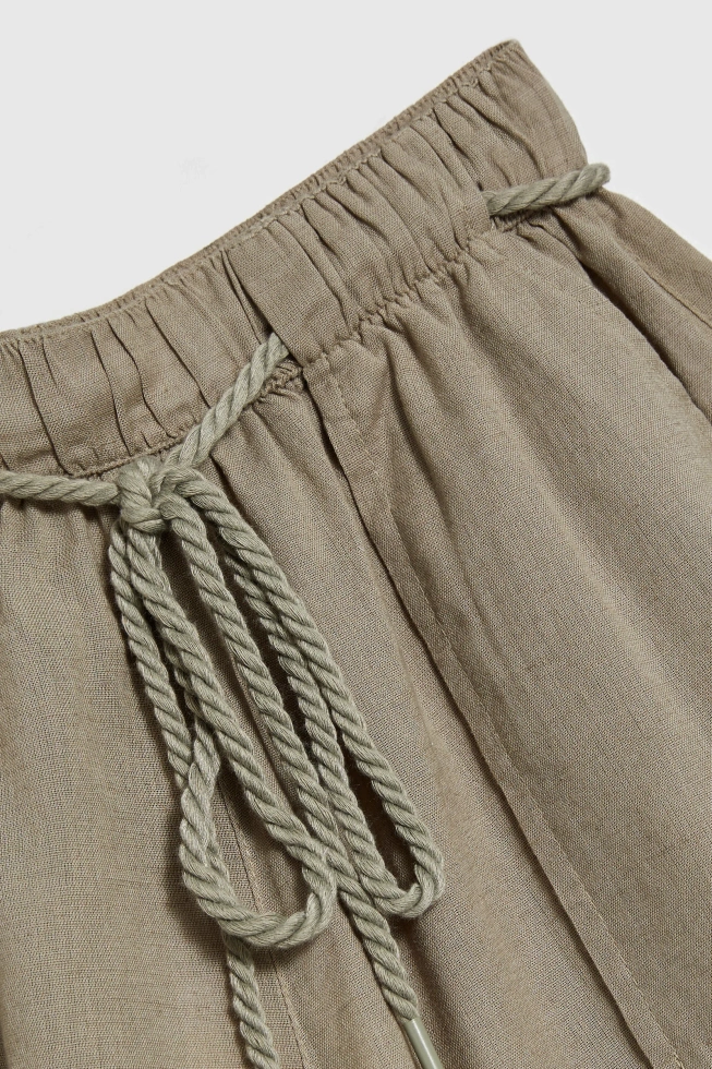 Luźne szorty oliwkowe