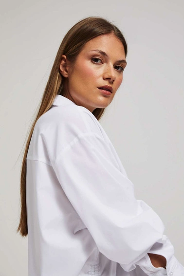 Koszula oversize z ozdobnymi guzikami