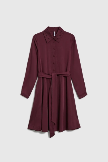 Koszulowa sukienka burgundowa