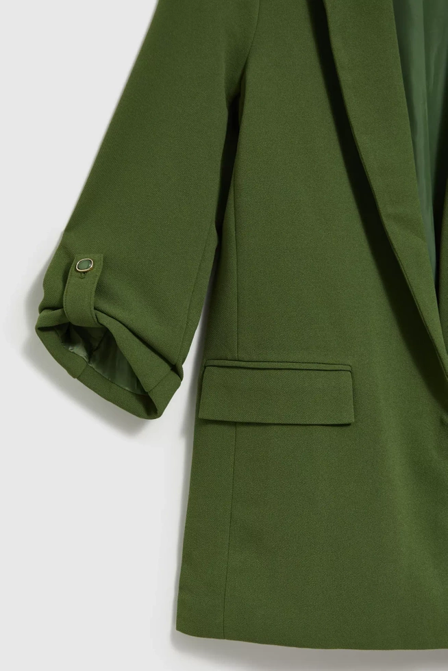 Marynarka damska z marszczonymi rękawami 3/4 i kieszeniami khaki