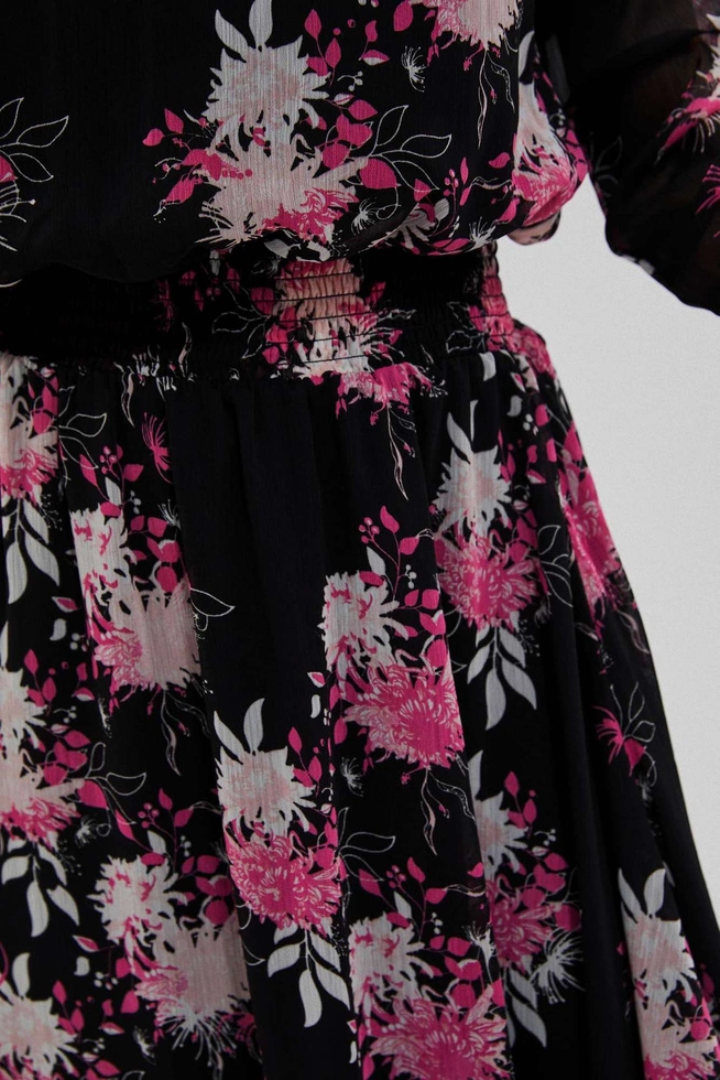 Szyfonowa sukienka z nadrukiem