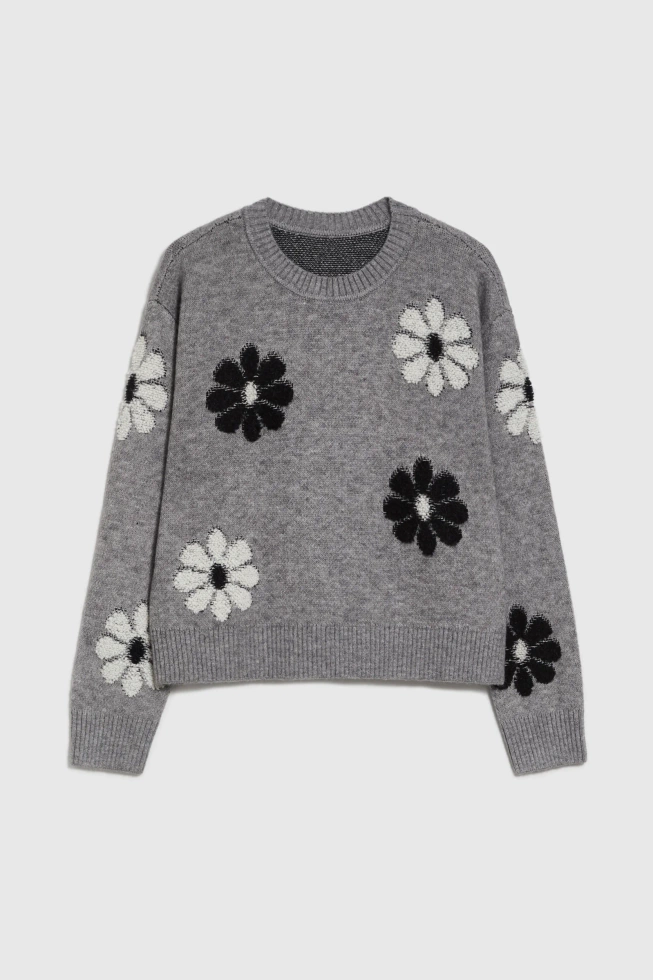 Sweter w kwiaty szary