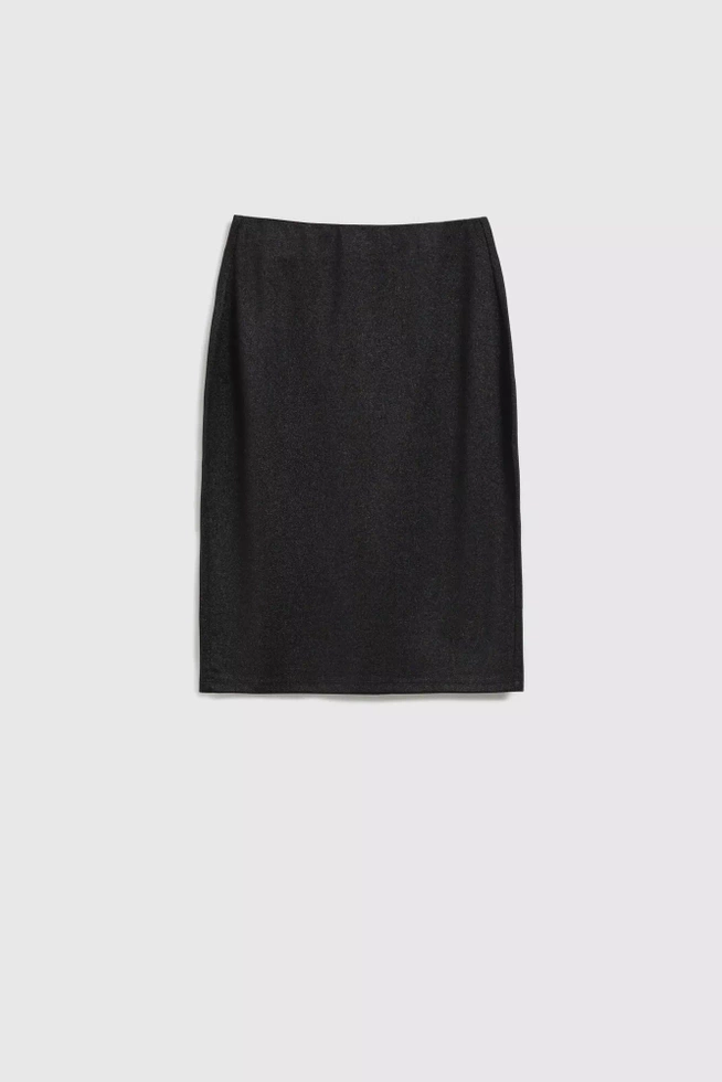 Ołówkowa spódnica z metaliczną nitką czarna