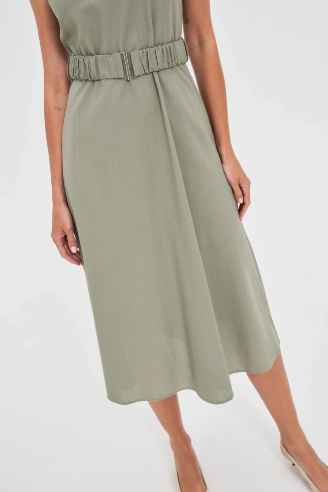 Sukienka z paskiem oliwkowa