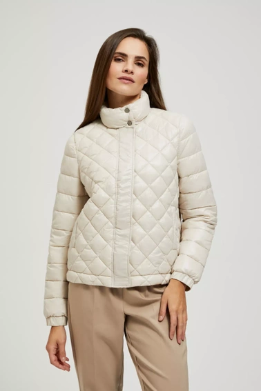 Krótka pikowna kurtka zapinana na zamek beżowa