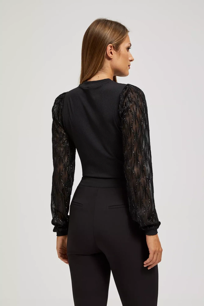 Bluzka z ozdobnymi rękawami czarna