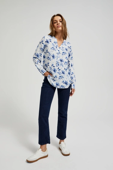 Koszula z nadrukiem kwiatów i długimi rękawami biała 