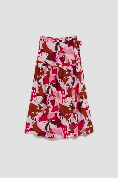 Wzorzysta spódnica z rozcięciem