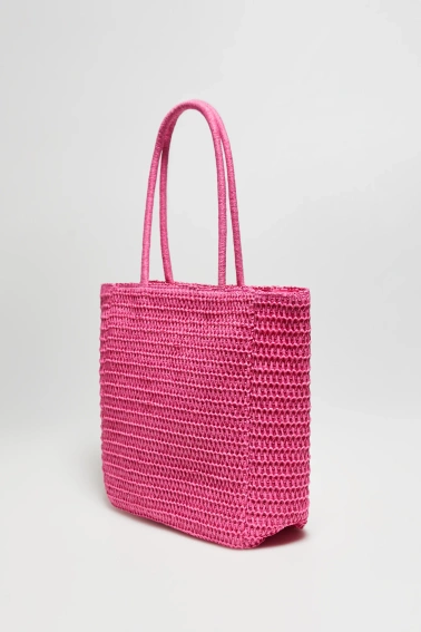 Pleciona torba z napisem różowa