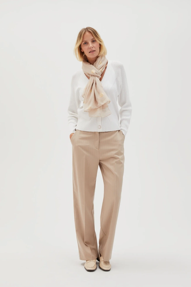 Szal ze złotym nadrukiem różowy