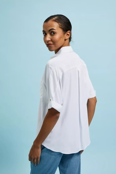 Koszula z kieszeniami i krótkimi rękawami biała